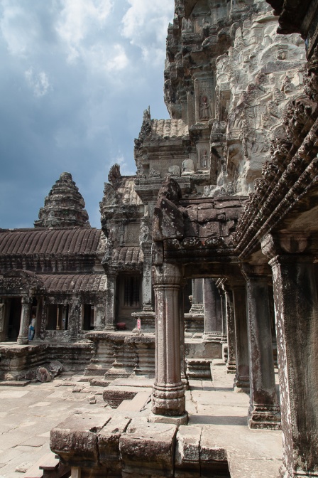 angkor-vat-cambodia-0FE98743-29DD-4731-A9F5-8162AB8ABBFC.jpg