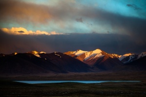 Bel Airik pass - Zorkul lake