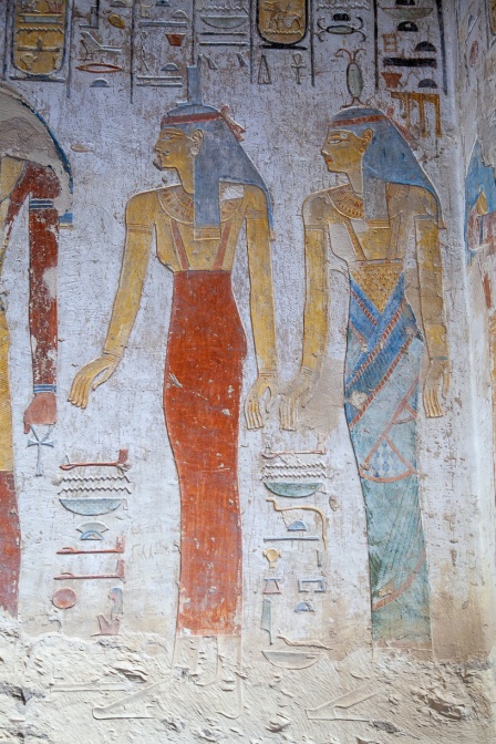 hieroglyphs-valley-of-kings-louxor-egypt-DC55CA37-6A99-41EC-A053-E0A939CBDE41.jpg