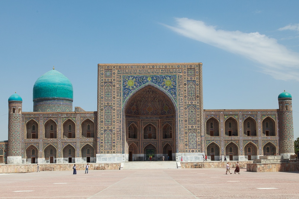 registan-ensemble-uzbekistan-F0C94391-A813-4A4A-9579-A9F280C21FBC.jpg