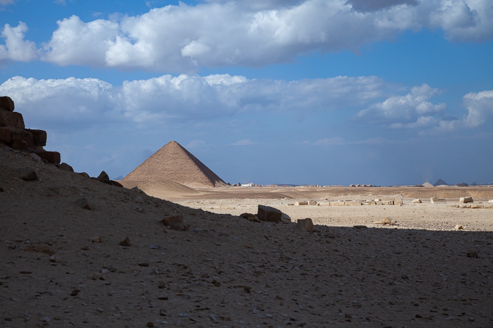 rhomboid-pyramid-near-saqarah-egypt-571BB55F-BD01-4D0C-863D-A4E4FFE6D991.jpg