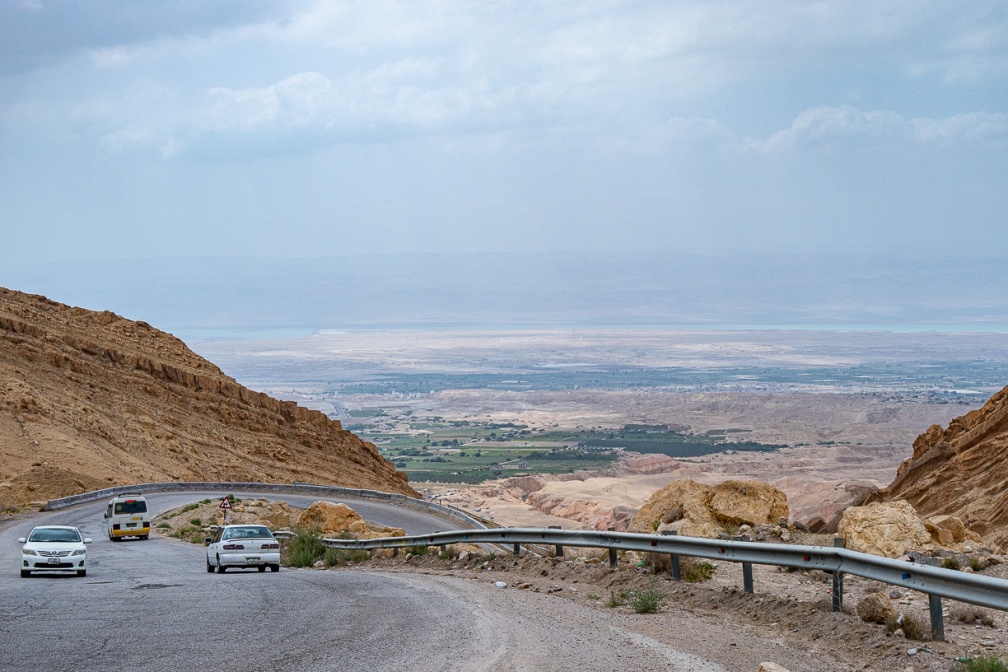 road-to-dead-sea-jordan-95319338-0D4C-4027-9380-6D02E30F6B92.jpg