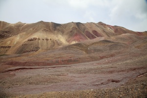 Tulpar kol and surrounding hills