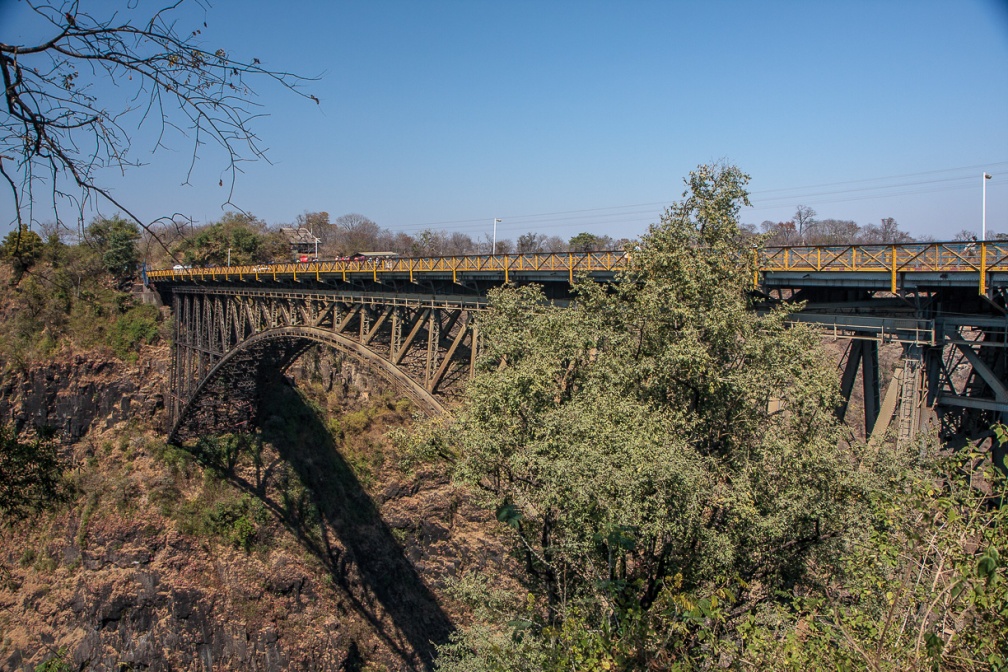 victoria-falls-bridge-zimbabwe-6E58C7E6-6856-4AC8-A522-0B6DE1909390.jpg