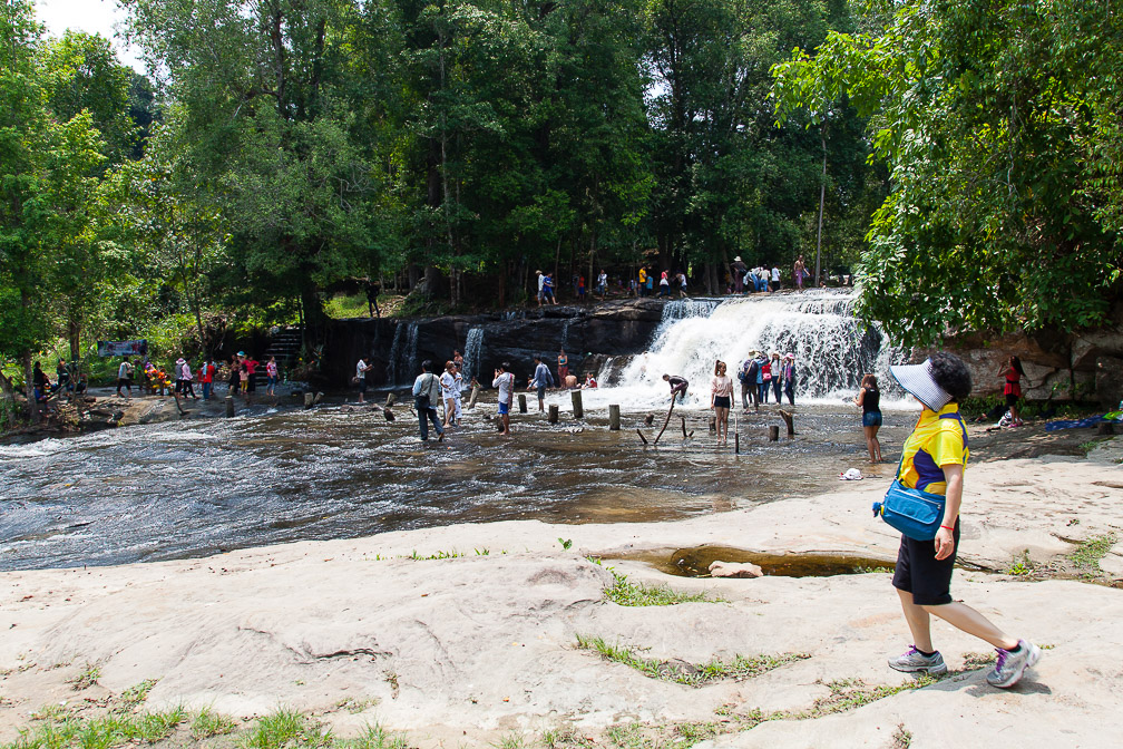 phnom-koulen-waterfall-cambodia-3.jpg