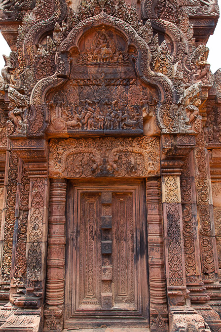 banteay-srei-cambodia-3.jpg
