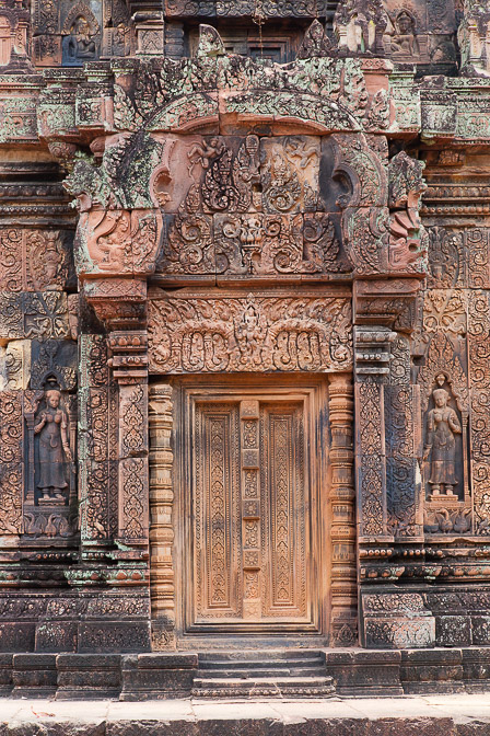 banteay-srei-cambodia-6.jpg