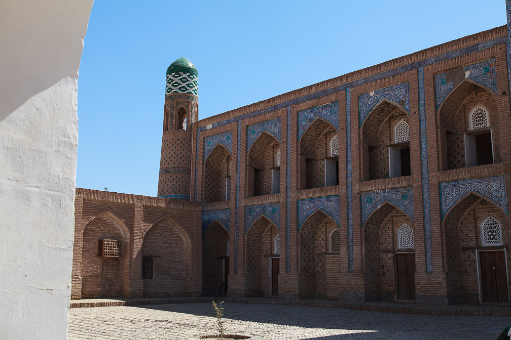 kunya-ark-uzbekistan-3.jpg