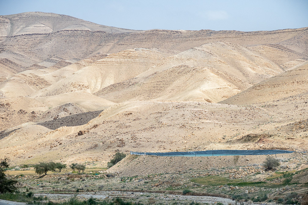 roadside-pool-jordan.jpg