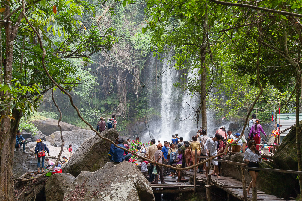 phnom-koulen-waterfall-cambodia-8.jpg
