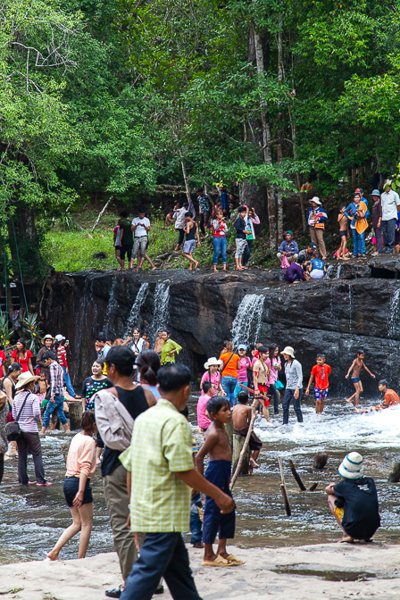 phnom-koulen-waterfall-cambodia-11.jpg