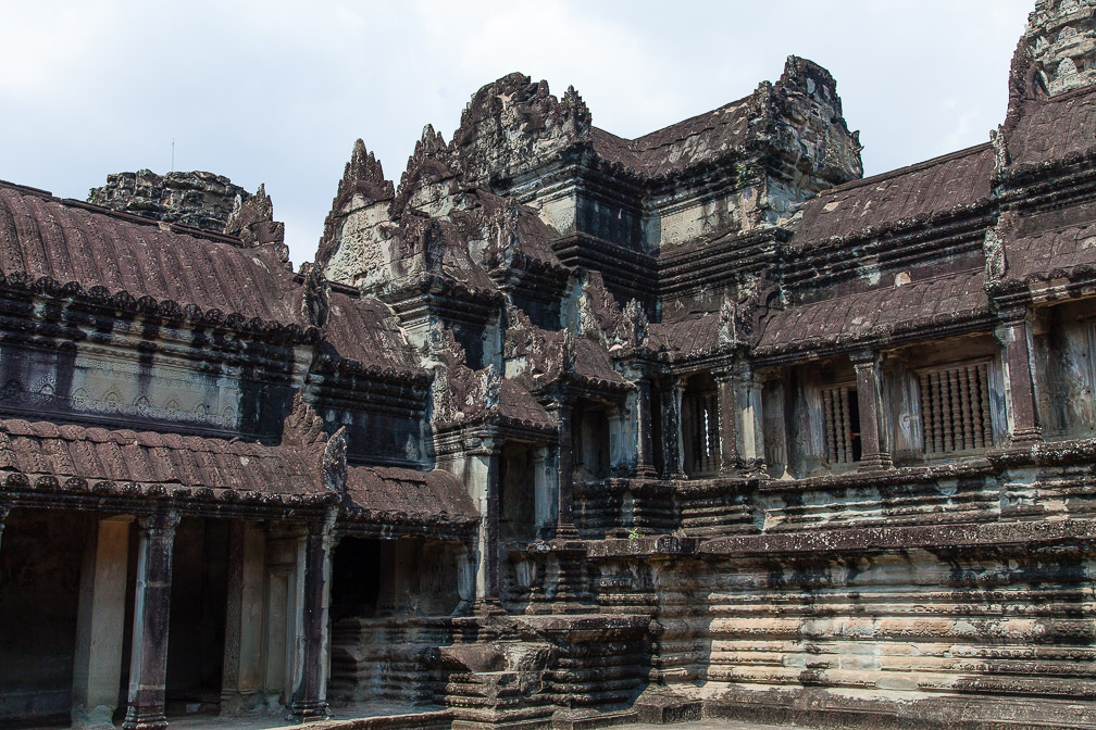 angkor-vat-cambodia-12.jpg