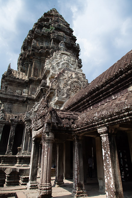 angkor-vat-cambodia-23.jpg
