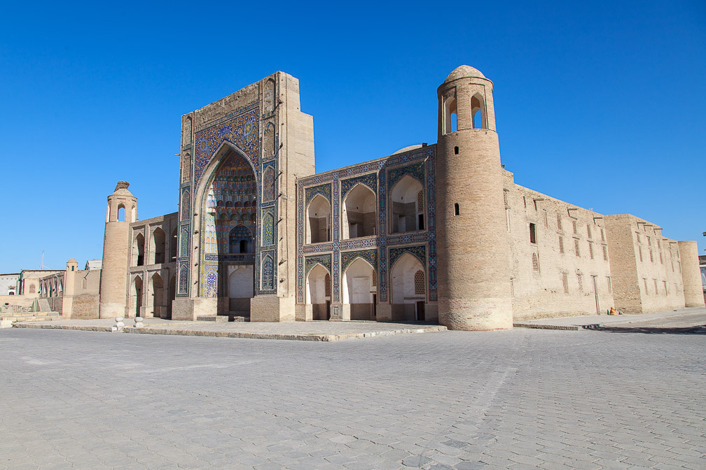 abdullazizkhan-madrassah-uzbekistan.jpg