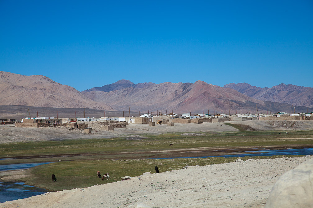 alichur-village-tajikistan-6.jpg
