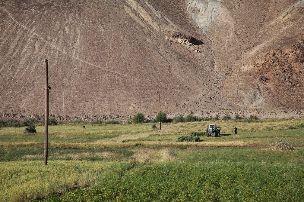yamchun-to-ishkashim-harvest-time-tajikistan.jpg