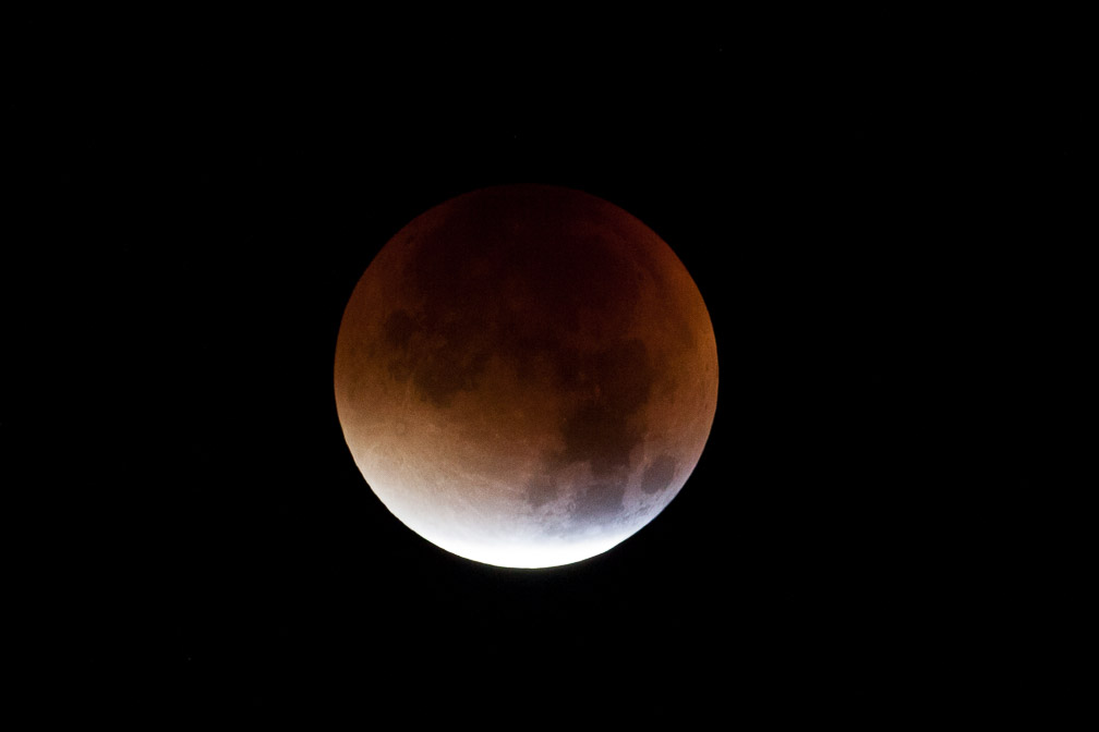 moon-eclipse-switzerland-3.jpg