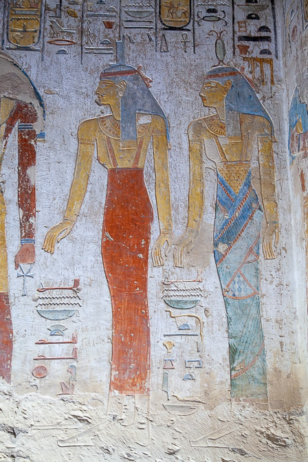 hieroglyphs-valley-of-kings-louxor-egypt-6.jpg